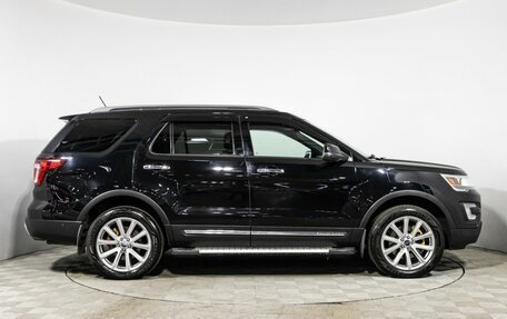 Ford Explorer VI, 2017 год, 2 349 700 рублей, 4 фотография