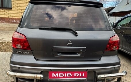 Mitsubishi Outlander III рестайлинг 3, 2006 год, 750 000 рублей, 5 фотография