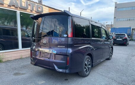 Honda Stepwgn IV, 2019 год, 2 299 000 рублей, 8 фотография