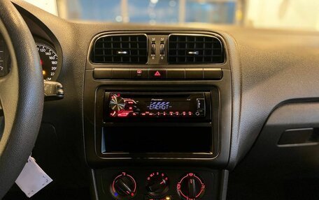 Volkswagen Polo VI (EU Market), 2017 год, 1 085 000 рублей, 13 фотография