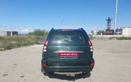 Toyota Land Cruiser Prado 120 рестайлинг, 2006 год, 2 850 000 рублей, 6 фотография