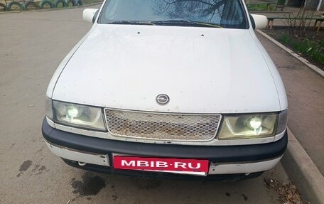 Opel Vectra A, 1989 год, 140 000 рублей, 3 фотография