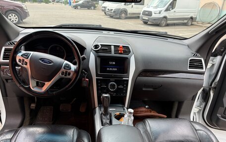 Ford Explorer VI, 2013 год, 2 300 000 рублей, 6 фотография