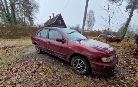 Nissan Almera, 1999 год, 55 000 рублей, 2 фотография