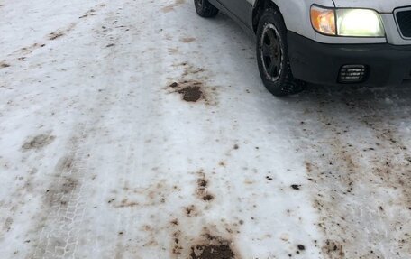 Subaru Forester, 2001 год, 420 000 рублей, 3 фотография