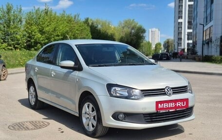 Volkswagen Polo VI (EU Market), 2014 год, 882 000 рублей, 3 фотография