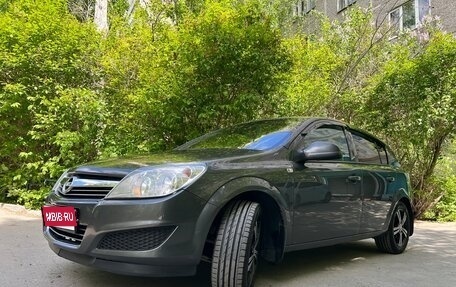 Opel Astra H, 2011 год, 970 000 рублей, 1 фотография
