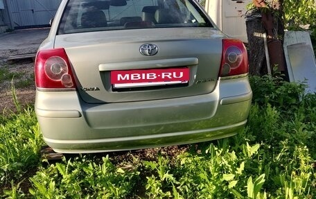 Toyota Avensis III рестайлинг, 2006 год, 820 000 рублей, 3 фотография