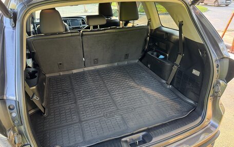 Toyota Highlander III, 2014 год, 2 550 000 рублей, 6 фотография