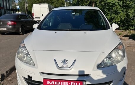 Peugeot 408 I рестайлинг, 2014 год, 620 000 рублей, 2 фотография