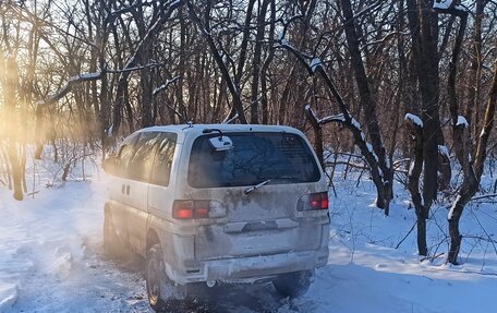 Mitsubishi Delica IV, 2001 год, 700 000 рублей, 3 фотография