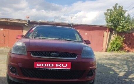 Ford Fiesta, 2006 год, 400 000 рублей, 2 фотография