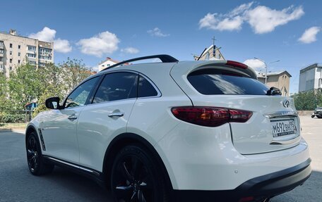 Infiniti QX70, 2014 год, 3 199 000 рублей, 12 фотография