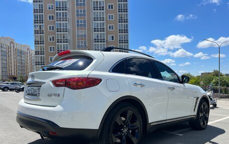 Infiniti QX70, 2014 год, 3 199 000 рублей, 10 фотография
