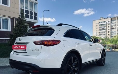 Infiniti QX70, 2014 год, 3 199 000 рублей, 11 фотография