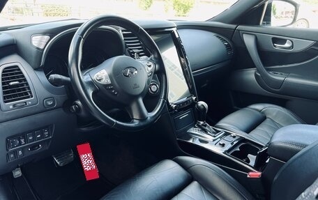 Infiniti QX70, 2014 год, 3 199 000 рублей, 14 фотография