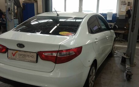 KIA Rio III рестайлинг, 2012 год, 620 000 рублей, 3 фотография