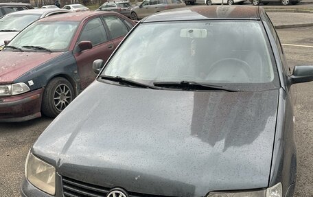Volkswagen Polo III рестайлинг, 2001 год, 210 000 рублей, 2 фотография