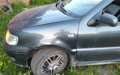 Volkswagen Polo III рестайлинг, 2001 год, 210 000 рублей, 11 фотография