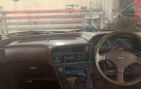 Toyota Carina, 1989 год, 120 000 рублей, 4 фотография
