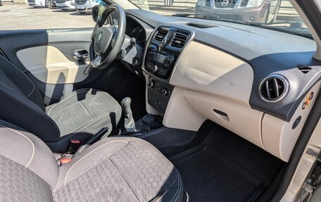 Renault Logan II, 2015 год, 775 000 рублей, 11 фотография