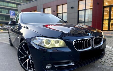 BMW 5 серия, 2014 год, 1 975 000 рублей, 2 фотография