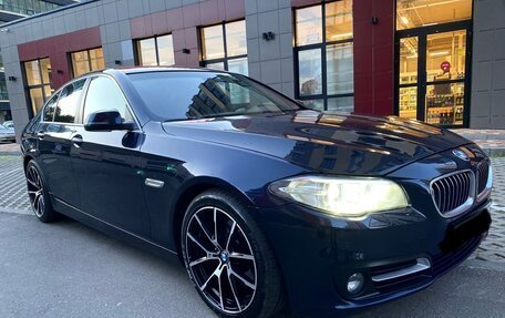BMW 5 серия, 2014 год, 1 975 000 рублей, 7 фотография