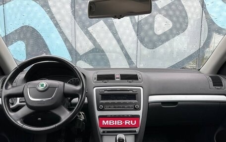 Skoda Octavia, 2011 год, 1 050 000 рублей, 2 фотография