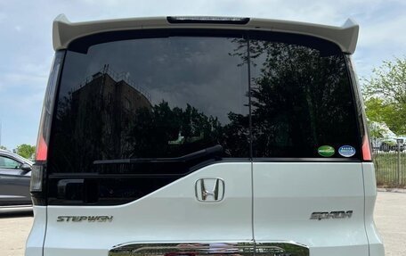 Honda Stepwgn IV, 2017 год, 3 200 000 рублей, 3 фотография
