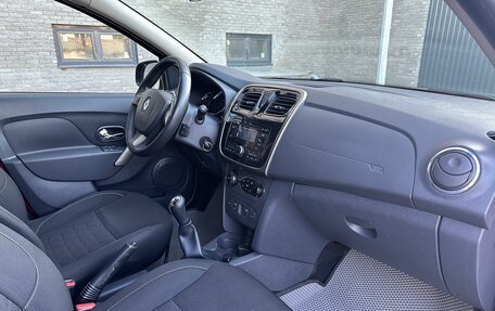 Renault Sandero II рестайлинг, 2015 год, 900 000 рублей, 9 фотография