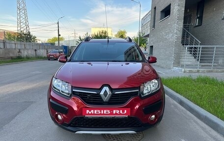 Renault Sandero II рестайлинг, 2015 год, 900 000 рублей, 3 фотография