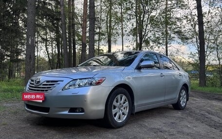 Toyota Camry, 2007 год, 1 100 000 рублей, 2 фотография