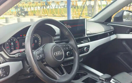 Audi A4, 2022 год, 2 830 000 рублей, 10 фотография