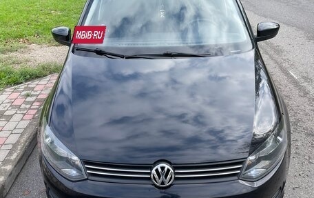 Volkswagen Polo VI (EU Market), 2013 год, 1 110 000 рублей, 3 фотография