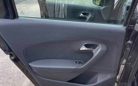 Volkswagen Polo VI (EU Market), 2013 год, 1 110 000 рублей, 19 фотография