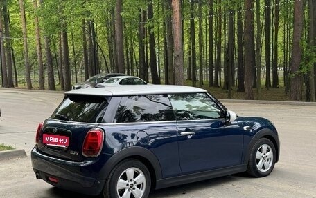 MINI Hatch, 2018 год, 1 800 000 рублей, 4 фотография