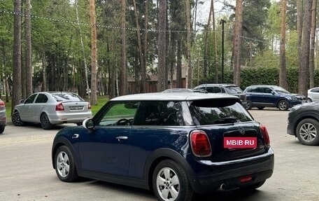 MINI Hatch, 2018 год, 1 800 000 рублей, 5 фотография
