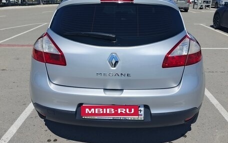 Renault Megane III, 2011 год, 800 000 рублей, 3 фотография