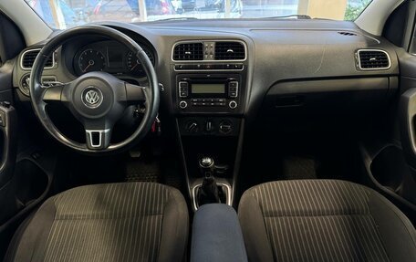 Volkswagen Polo VI (EU Market), 2012 год, 850 000 рублей, 8 фотография