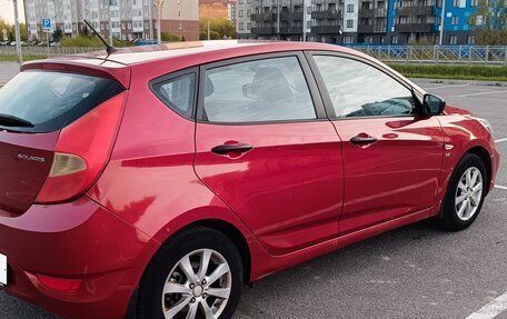 Hyundai Solaris II рестайлинг, 2013 год, 700 000 рублей, 5 фотография