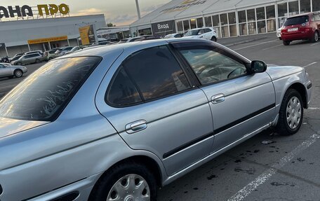 Nissan Sunny B15, 2000 год, 285 000 рублей, 2 фотография