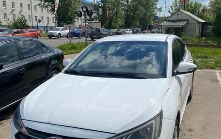 Hyundai Elantra VI рестайлинг, 2019 год, 1 150 000 рублей, 2 фотография