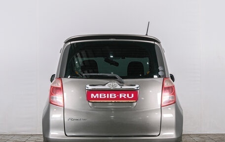 Toyota Ractis I, 2006 год, 729 000 рублей, 4 фотография