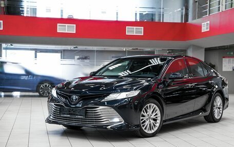 Toyota Camry, 2018 год, 2 349 000 рублей, 5 фотография