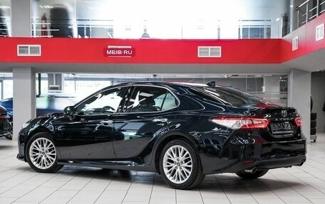 Toyota Camry, 2018 год, 2 349 000 рублей, 4 фотография