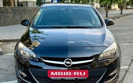 Opel Astra J, 2013 год, 890 000 рублей, 6 фотография