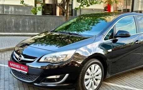 Opel Astra J, 2013 год, 890 000 рублей, 5 фотография