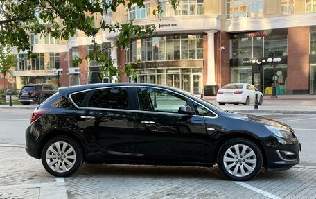 Opel Astra J, 2013 год, 890 000 рублей, 10 фотография