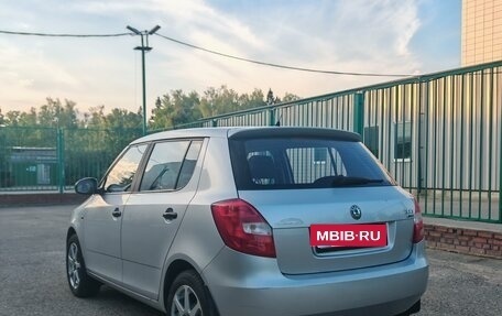 Skoda Fabia II, 2010 год, 490 000 рублей, 3 фотография