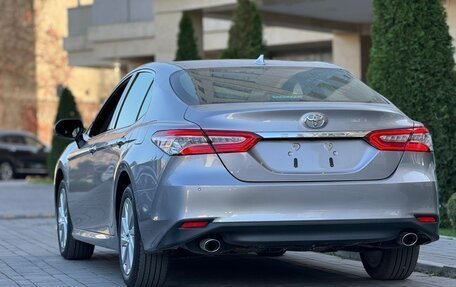 Toyota Camry, 2022 год, 3 600 000 рублей, 3 фотография